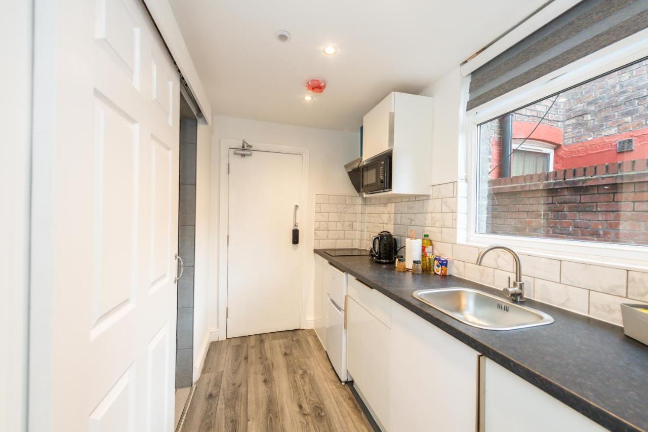 Five Seasons Liverpool City - Modern Studios Near Anfield Екстер'єр фото