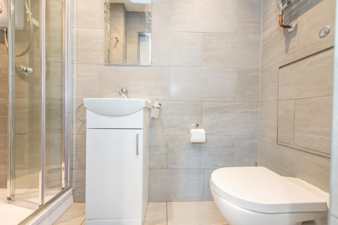 Five Seasons Liverpool City - Modern Studios Near Anfield Екстер'єр фото